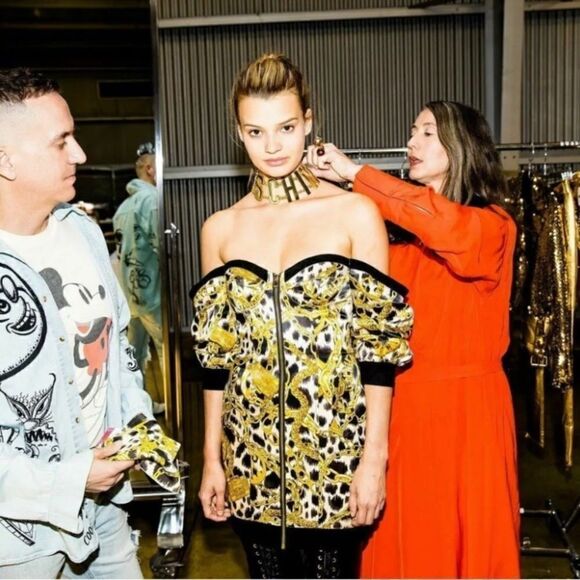 H&M x Moschino TV Mini Gold Black Dress Chain Print Size 0 - Picture 3 of 15